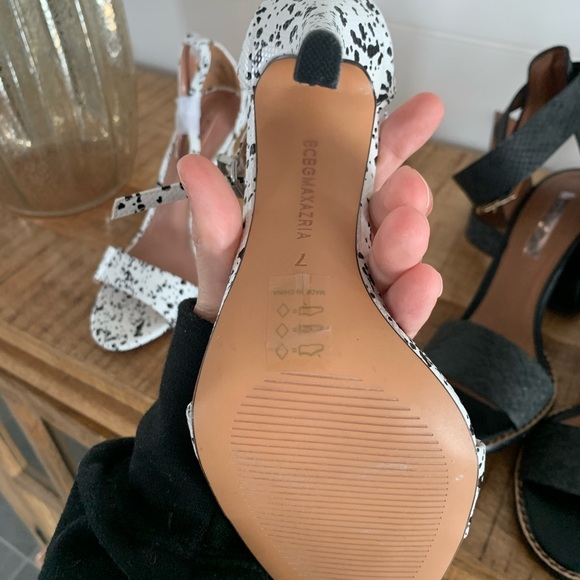 BCBG heels - Picture 3 of 3